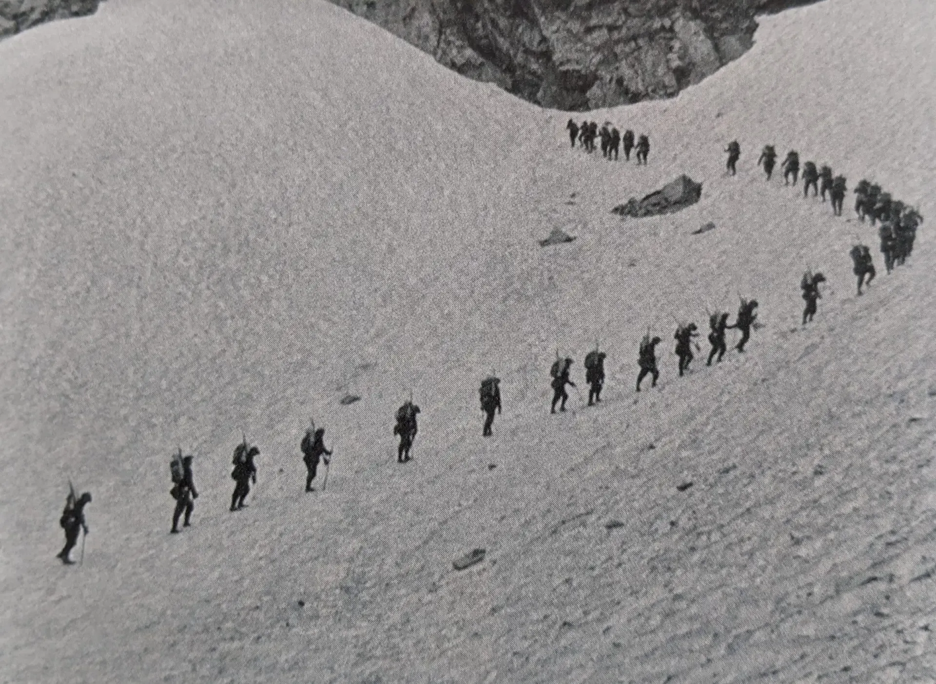 scena d’alpinismo dei fratelli Lumière, 1895-1905